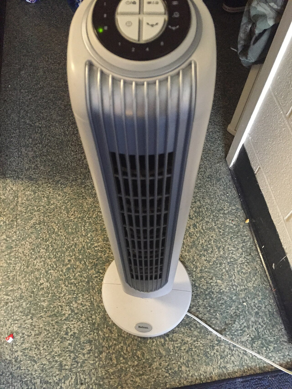 Oscillating Tower Fan, 36 Inch with Remote